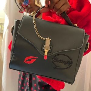 Kiss purse